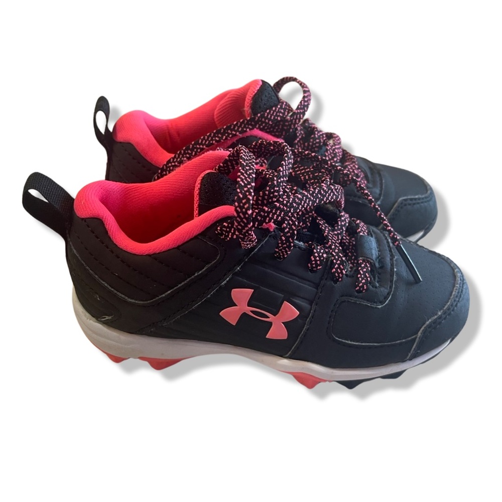 Underarmour toddler softball cleats size 10